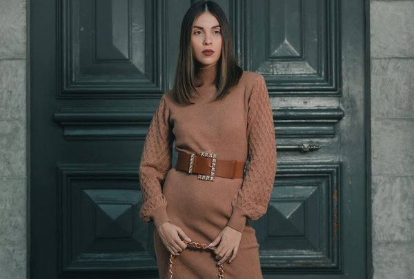 Quels conseils pour choisir des ceintures larges pour marquer la taille avec élégance?